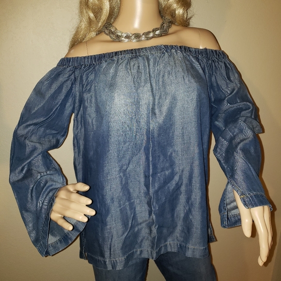 cloth & stone Tops - Off the shoulders top